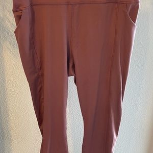 Pink Capri workout pants with pockets